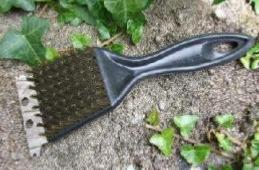 Barbecue Cleaning Brush